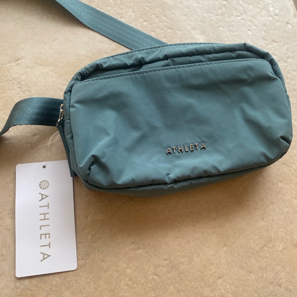 NWT Athleta All About Belt Bag